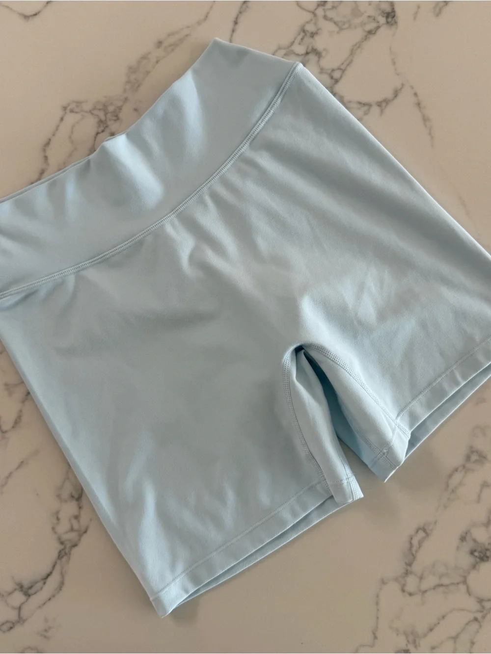 CSB Form Invisible Scrunch Shorts 5" - Powder Blue - Size Large - Picture 2 of 5